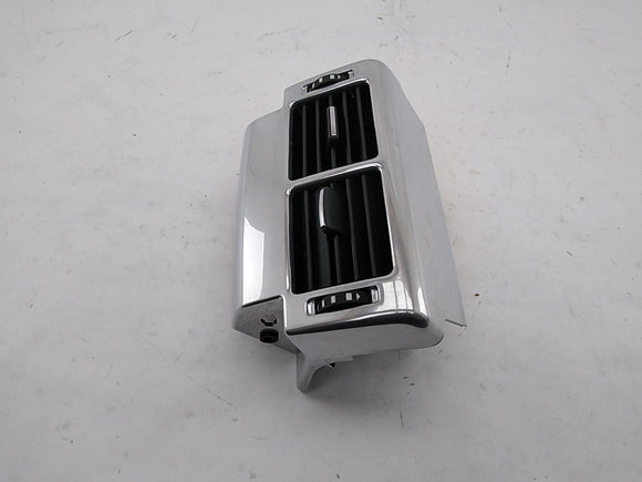 Range Rover Driver Left Rear Back Panel AC Air Vent Grille