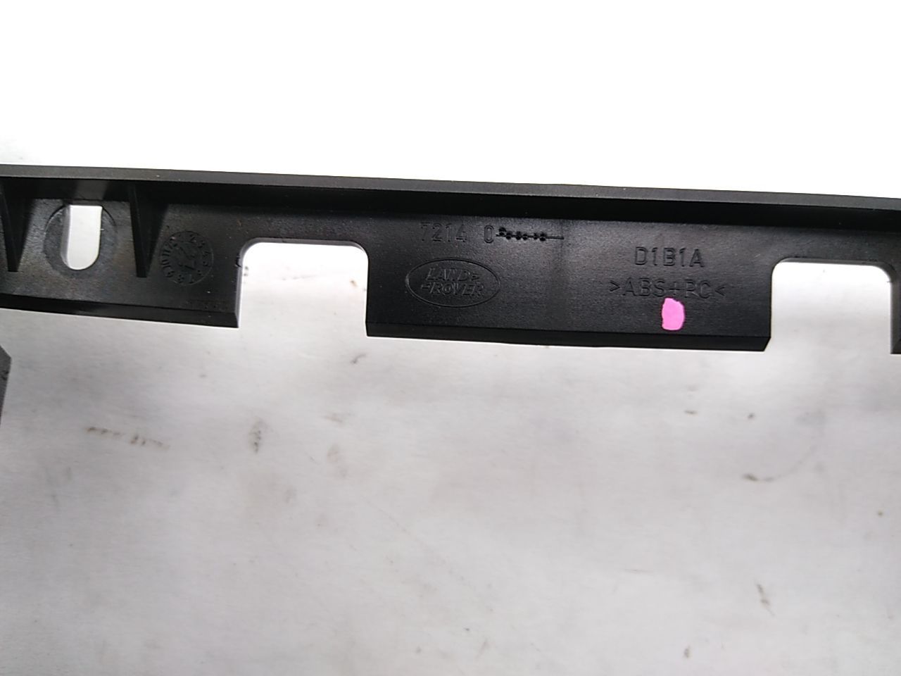 Range Rover Rear Center Console Trim Bezel