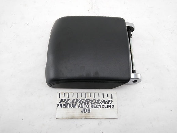 Range Rover Rear Center Console Arm Rest