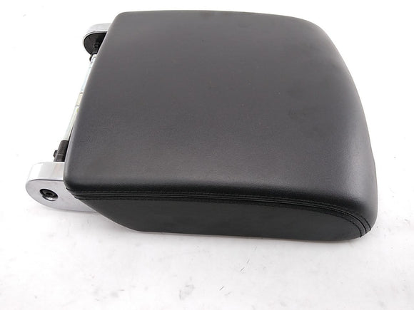 Range Rover Rear Center Console Arm Rest