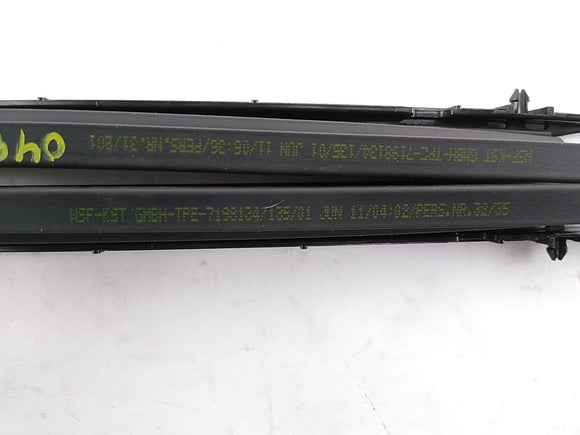 Range Rover Pair Of Sunroof Glass Side Trim Cover