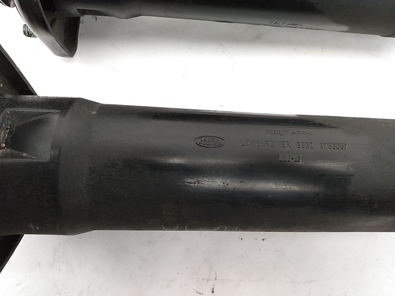 Range Rover Pair Of Rear Strut Shock Absorbers