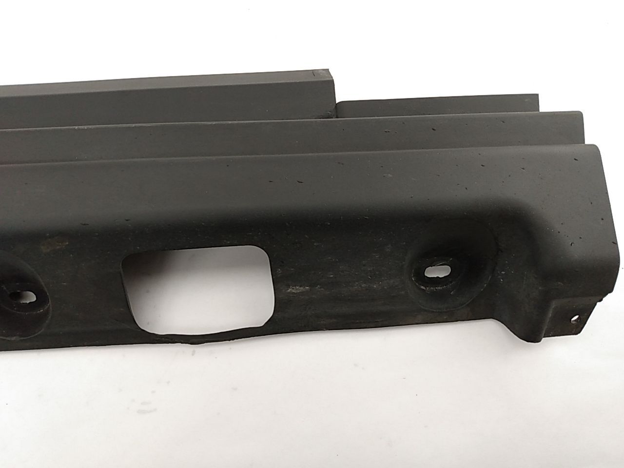 Range Rover Passenger Right Rocker Panel Side Skirt