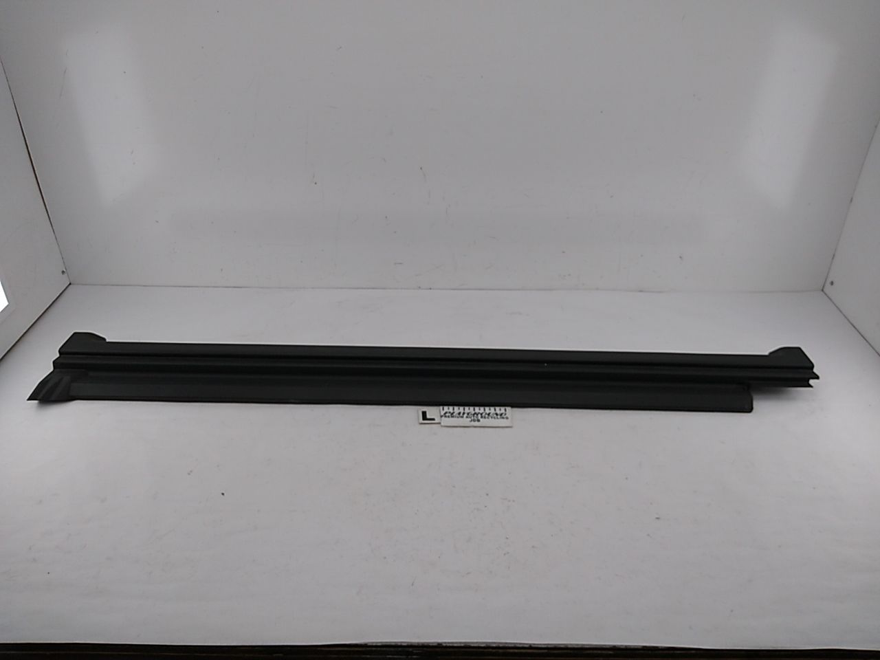 Range Rover Driver Left Rocker Panel Side Skirt