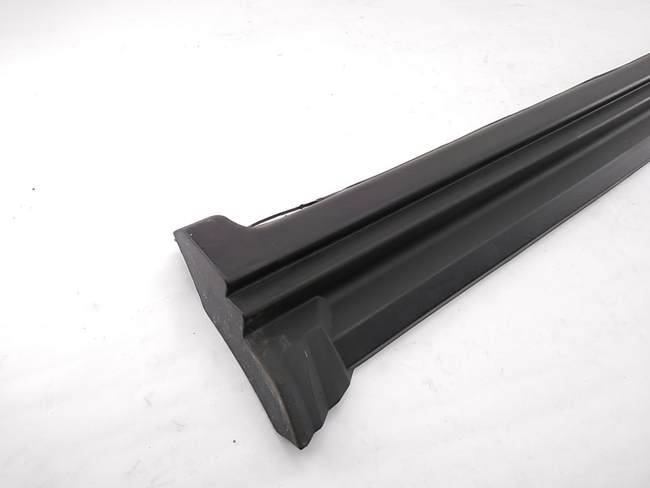 Range Rover Driver Left Rocker Panel Side Skirt