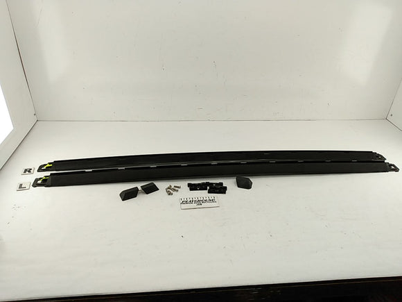 Range Rover Pair Of Roof Rail Trim Cover Panels