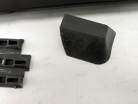 Range Rover Pair Of Roof Rail Trim Cover Panels