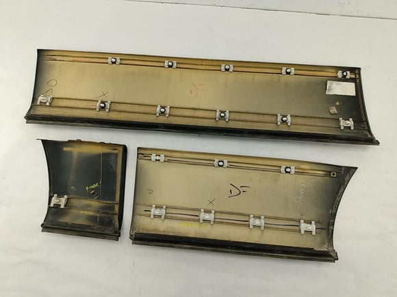 Range Rover Set Of Passenger Right Lower Side Body Molding Panels