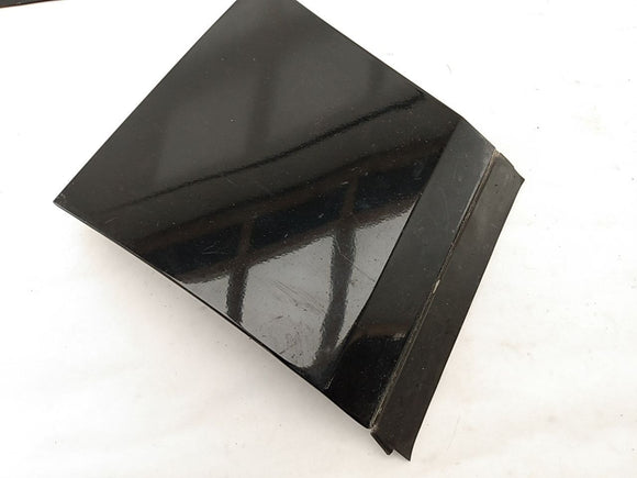 Range Rover Set Of Passenger Right Lower Side Body Molding Panels