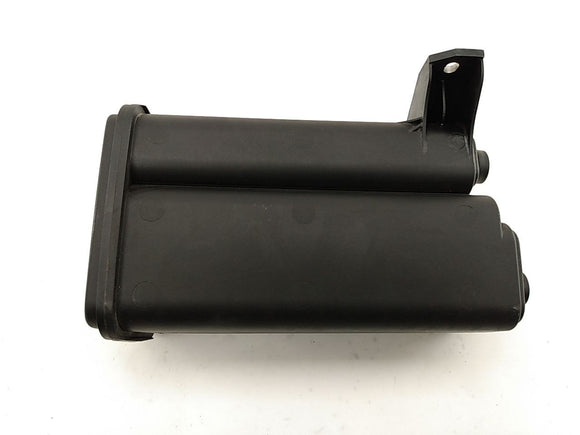 Range Rover Fuel Vapor Charcoal Canister
