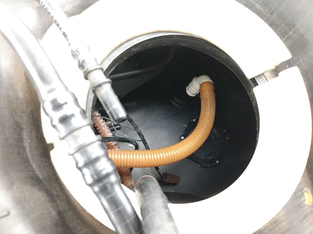 Range Rover Sport Fuel Gas Tank