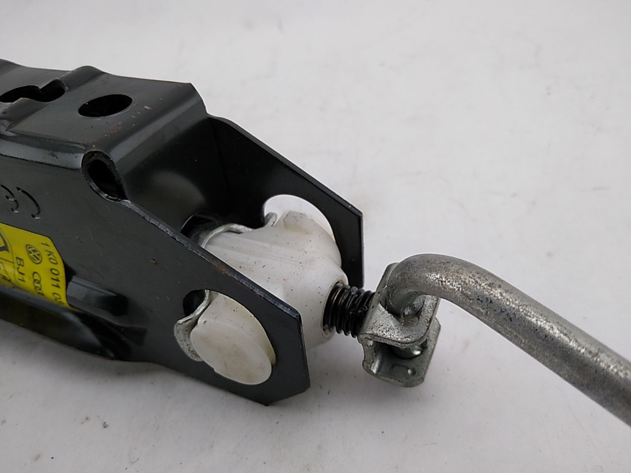 Volkswagen Eos Spare Tire Tool Kit