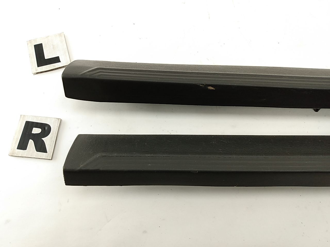 Ford Mustang Pair Of Door Sills Trim Cover Panels