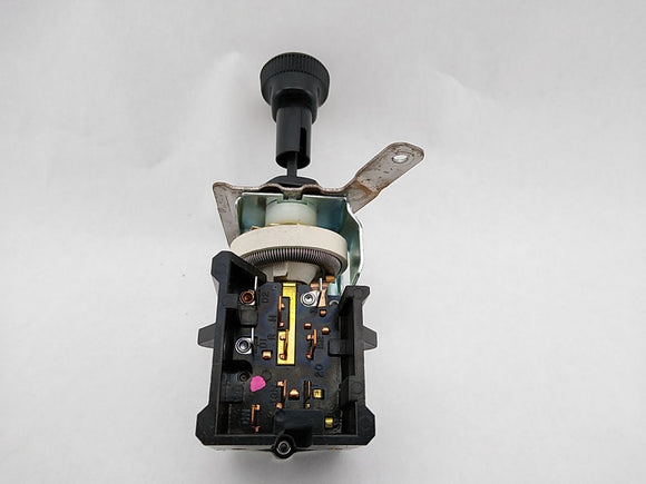 Ford Mustang Headlight Lamp Pull Switch