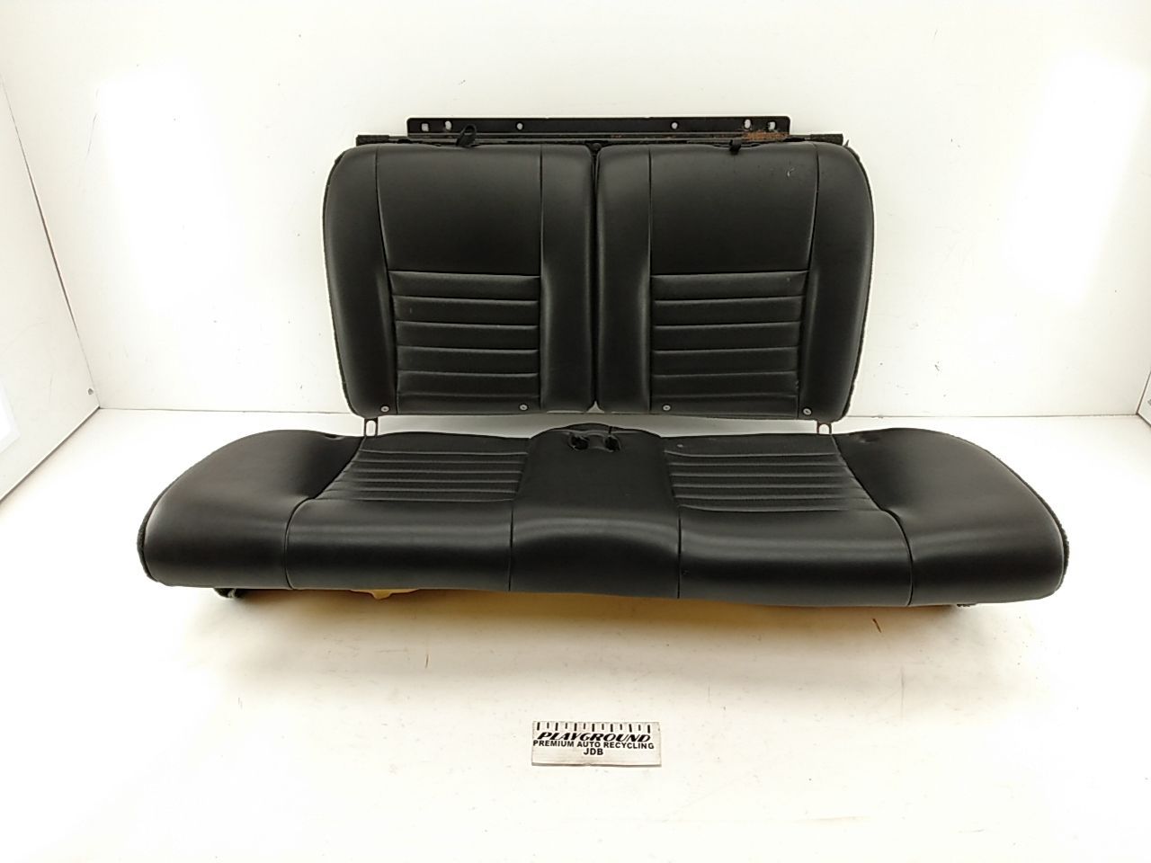 Ford Mustang Rear Seat Set Upper & Lower