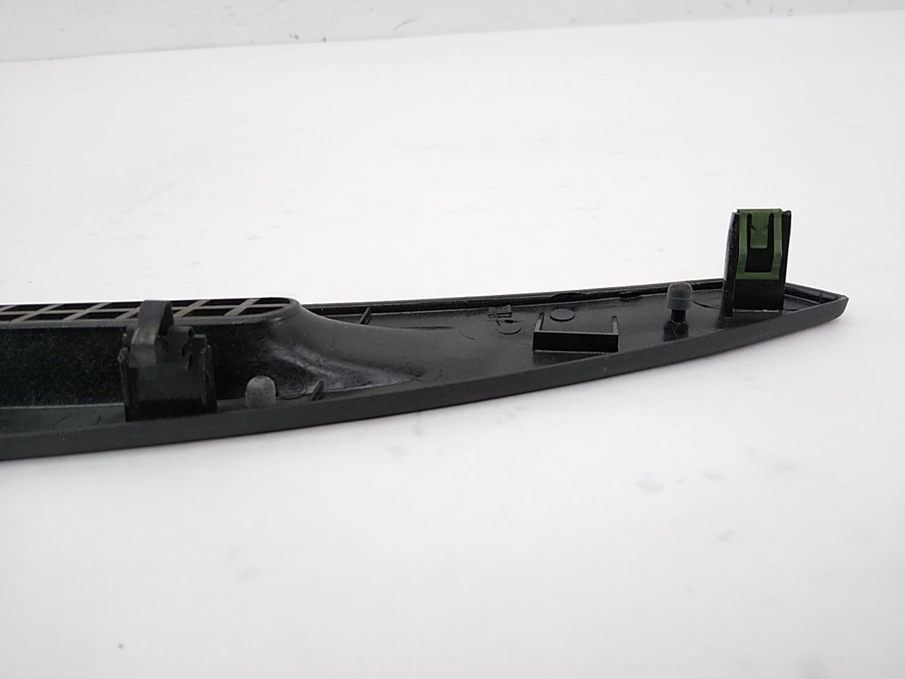 Ford Mustang Dash Defrost Vent Trim