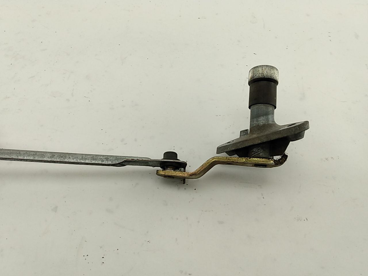 Ford Mustang Front Windshield Linkage Wiper Arm Transmission