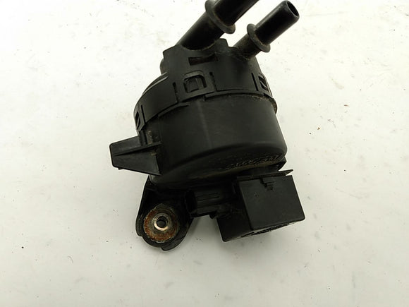 Ford Mustang Fuel Vapor Purge Valve Canister