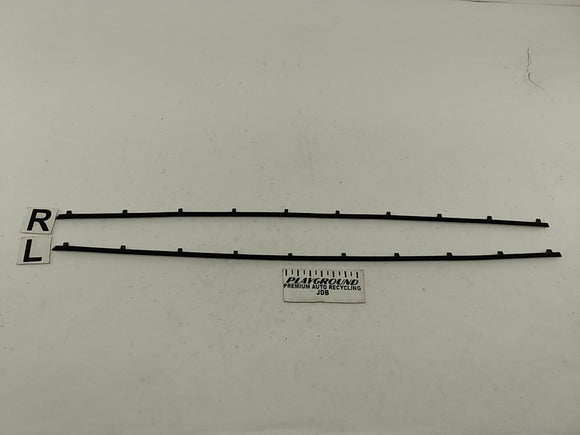 Ford Mustang Pair Of Side Skirt Rocker Molding Trims