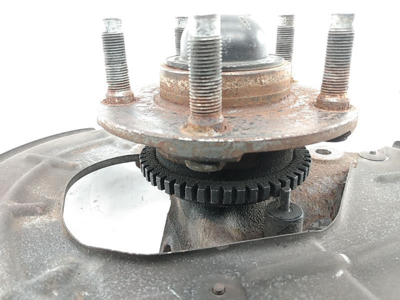 Ford Mustang Passenger Right Front Spindle Knuckle Hub