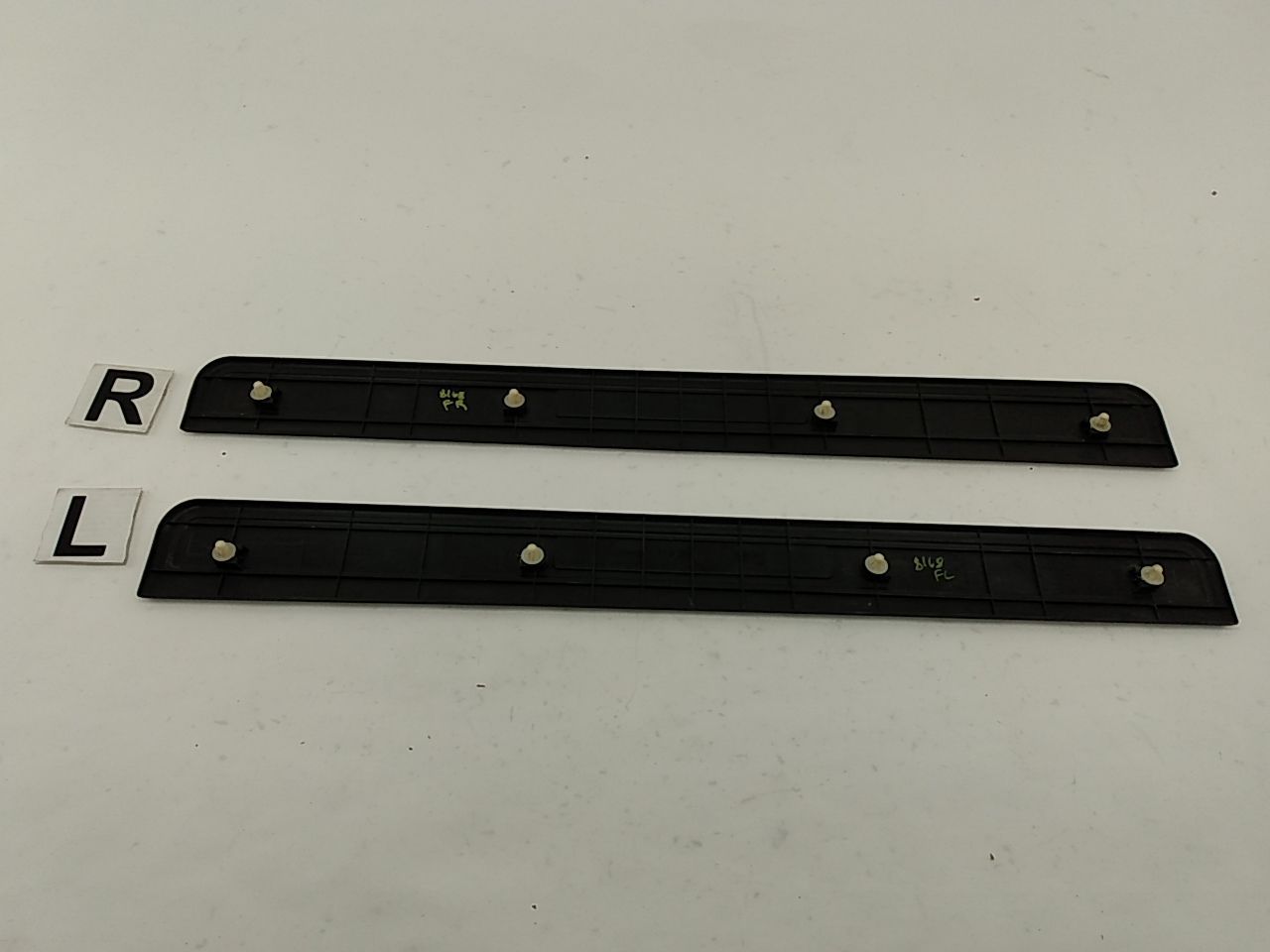 Acura RSX Pair Of Exterior Door Sill Step Plate Trims