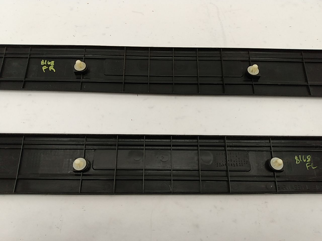 Acura RSX Pair Of Exterior Door Sill Step Plate Trims