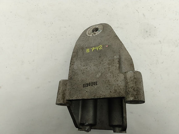 Hyundai Genesis Driver Left Engine Mount