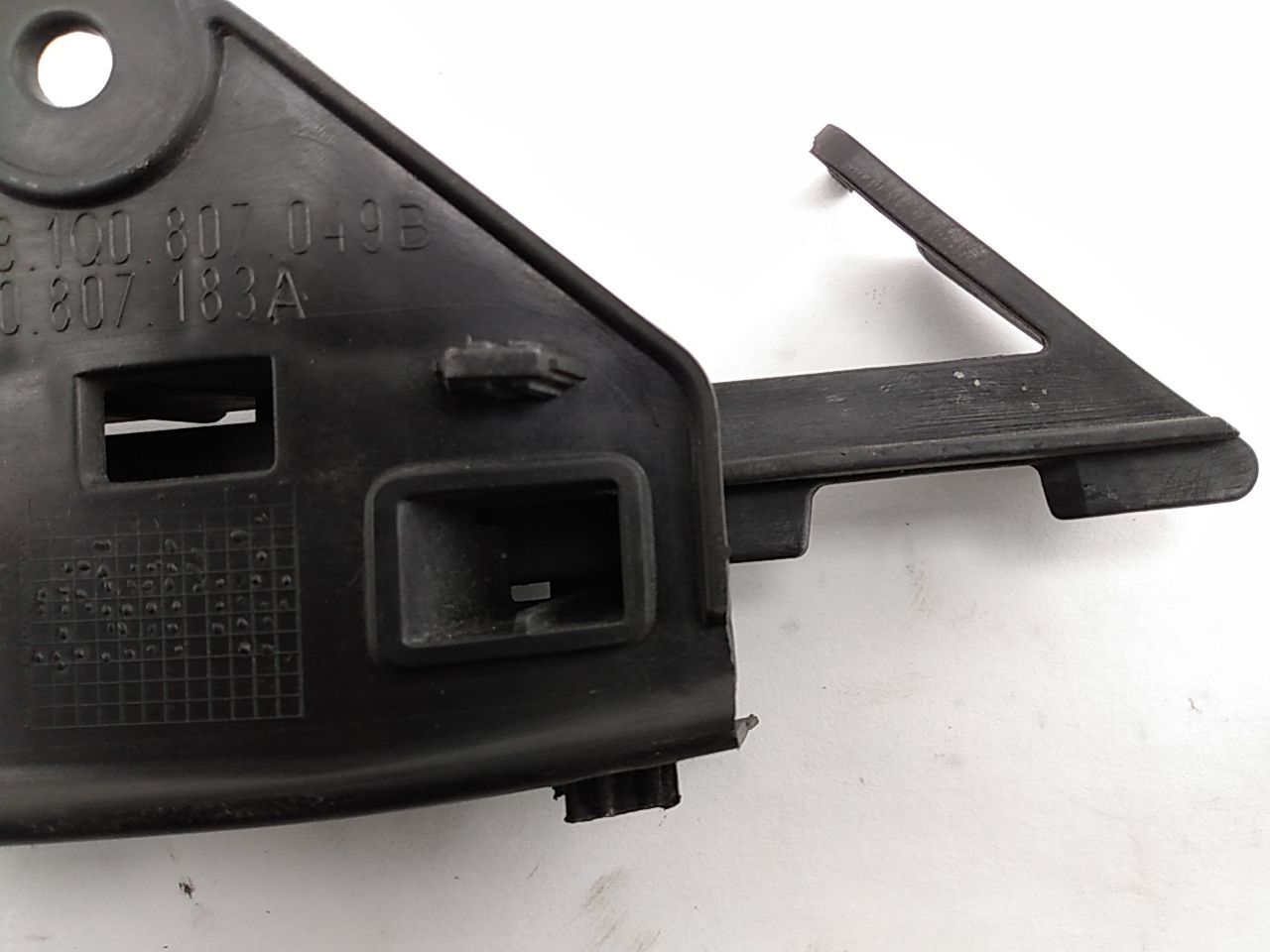 Volkswagen Eos Driver Left Front Side Wing Bumper Bracket Mount