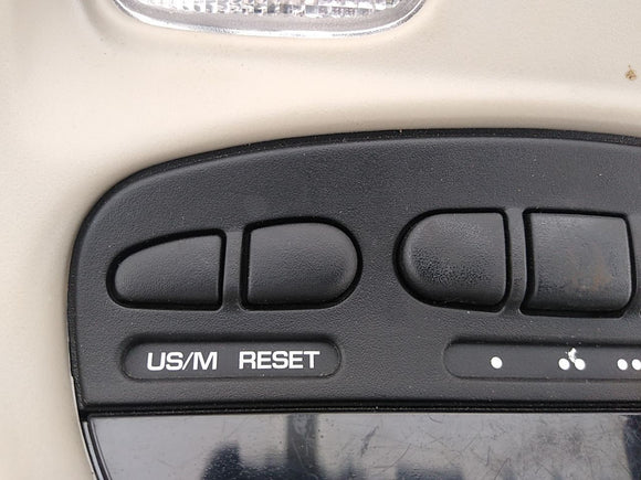 Jeep Liberty Front Center Dome Light