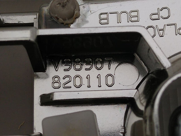 Jeep Liberty Front Center Dome Light