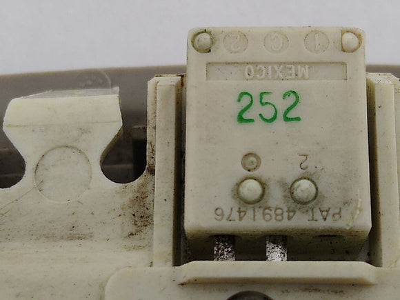 Jeep Liberty Rear Center Dome Light