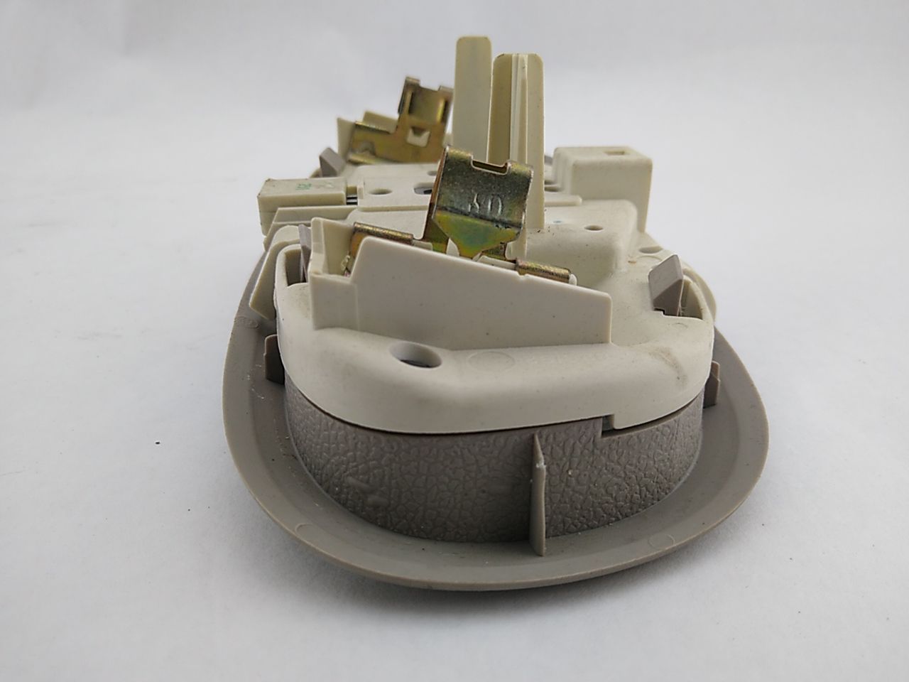 Jeep Liberty Rear Center Dome Light
