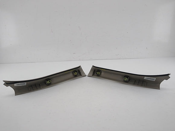 Jeep Liberty Pair Of Interior A Pillar Trim Panels