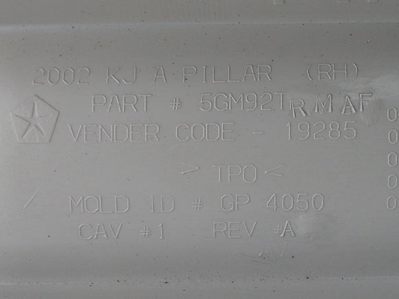 Jeep Liberty Pair Of Interior A Pillar Trim Panels