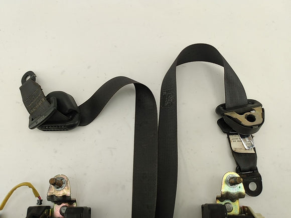 Jeep Liberty Pair Of Front Seat Belt Retractors