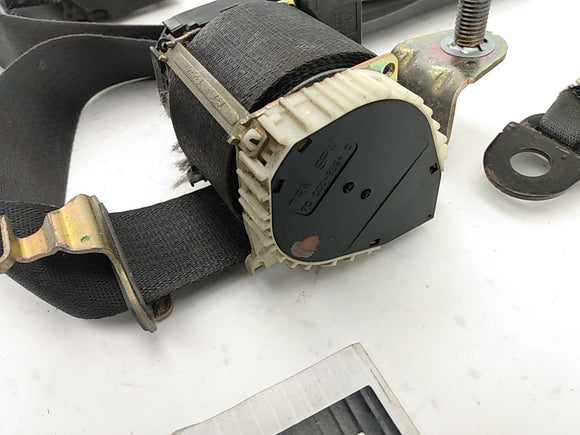 Jeep Liberty Pair Of Front Seat Belt Retractors