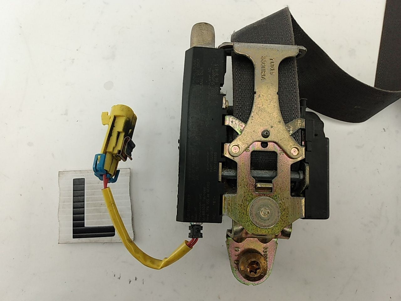 Jeep Liberty Pair Of Front Seat Belt Retractors
