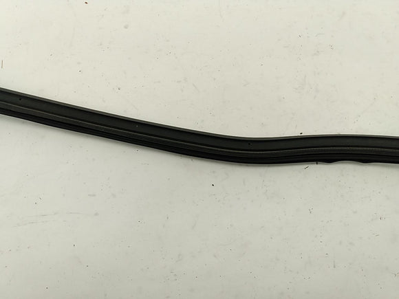 Jeep Liberty Tailgate Window Glass Seal