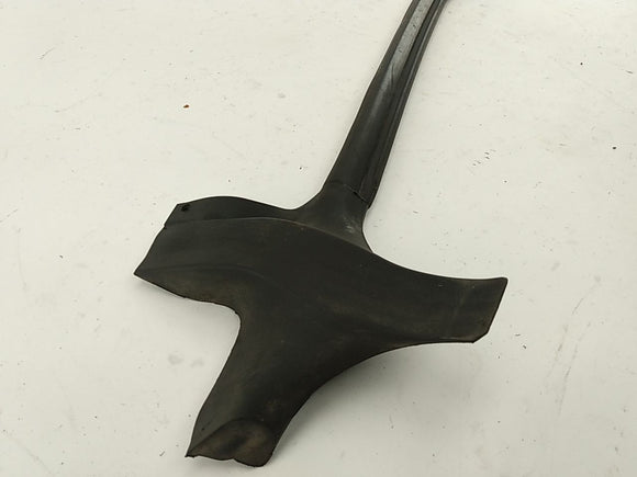 Jeep Liberty Tailgate Window Glass Seal