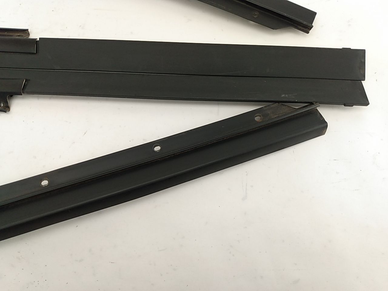 Jeep Liberty Set Of Roof Trim Bar Moldings