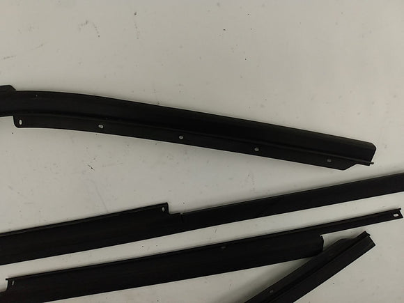 Jeep Liberty Set Of Roof Trim Bar Moldings