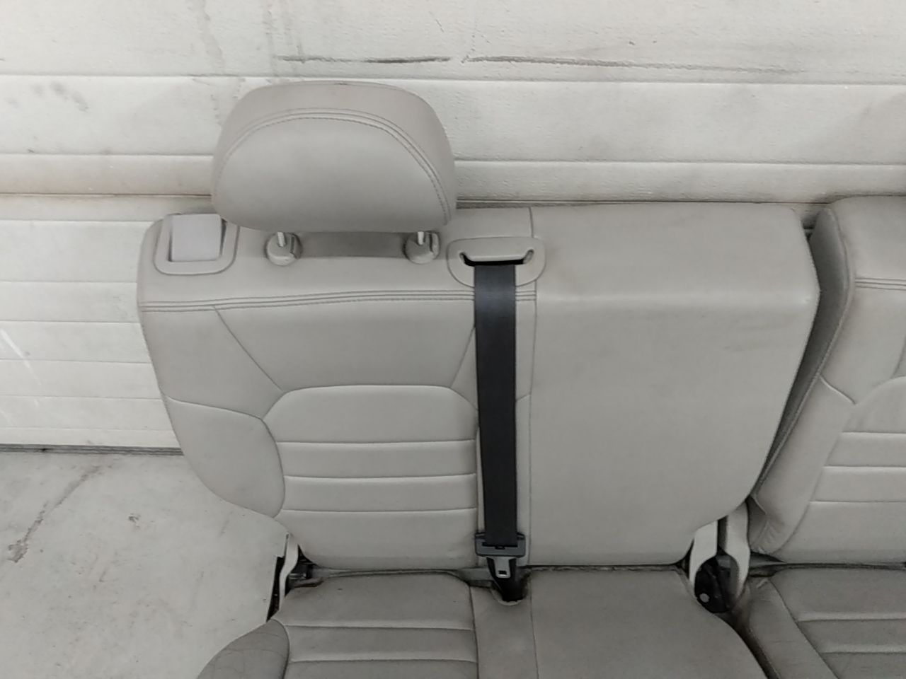 Jeep Liberty Complete Rear Seat Set