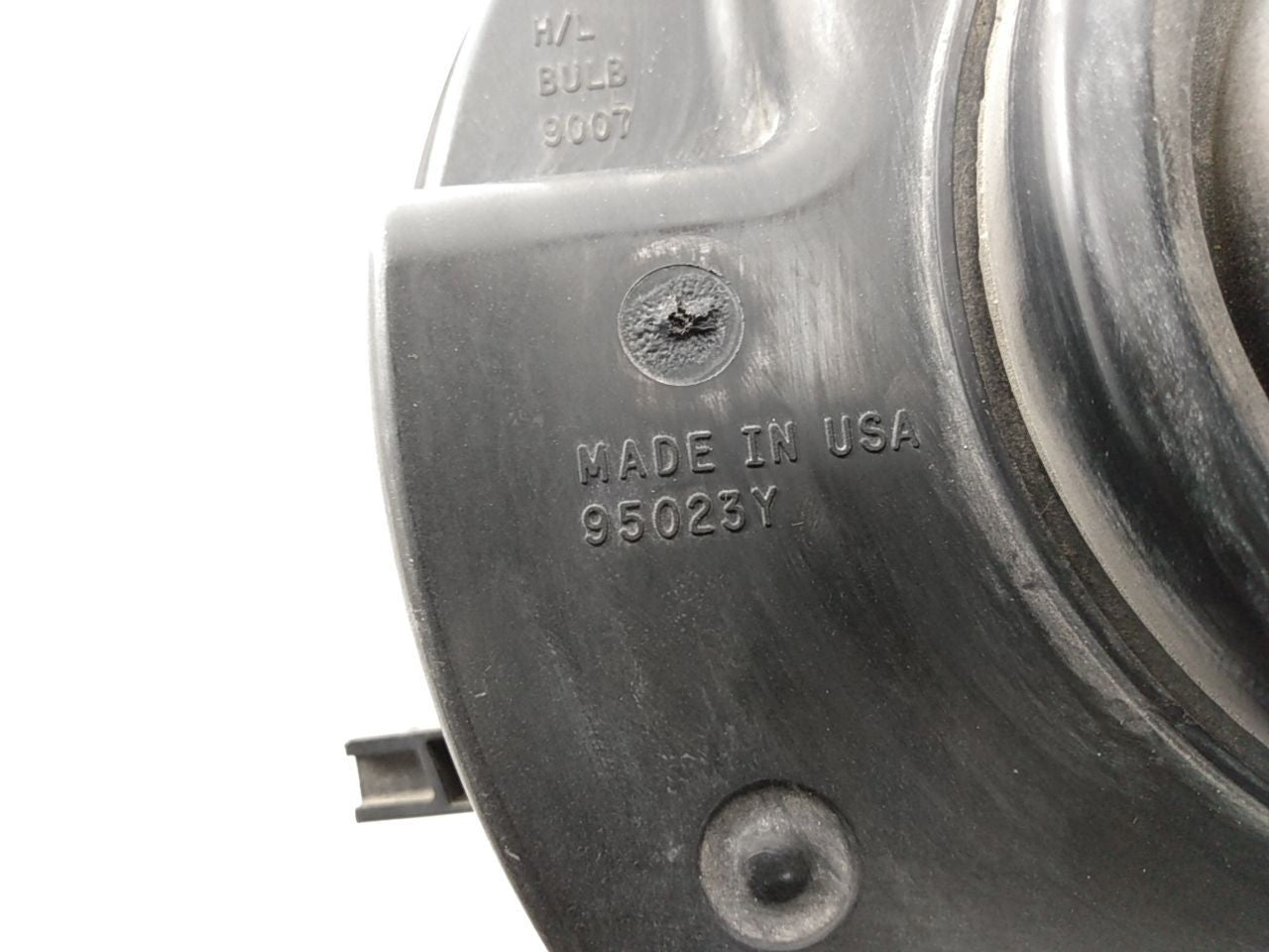 Jeep Liberty Driver Left Headlight Lamp