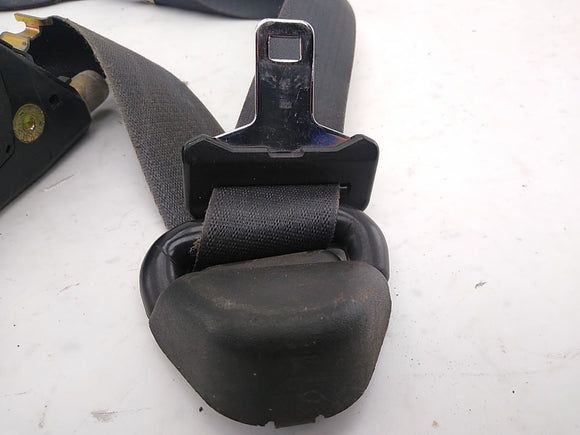 Jeep Liberty Pair Of Front Seat Belt Retractors