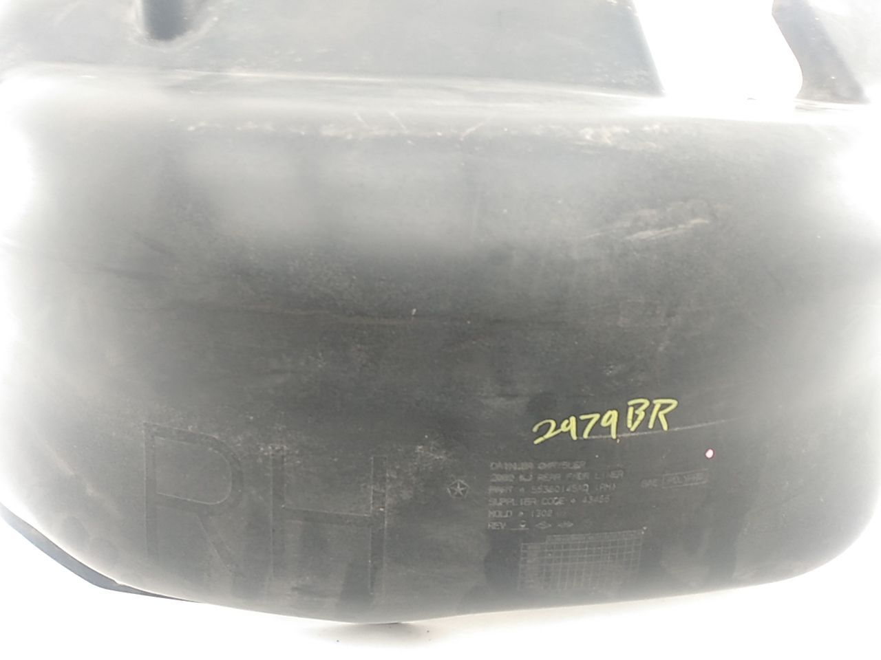 Jeep Liberty Passenger Right Rear Inner Fender Liner