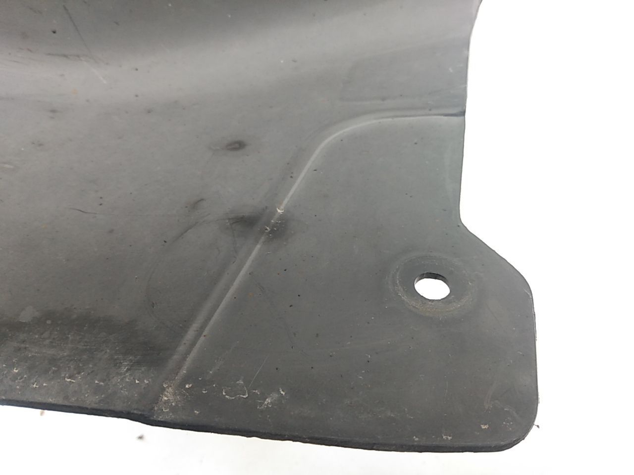 Jeep Liberty Passenger Right Front Inner Fender Liner