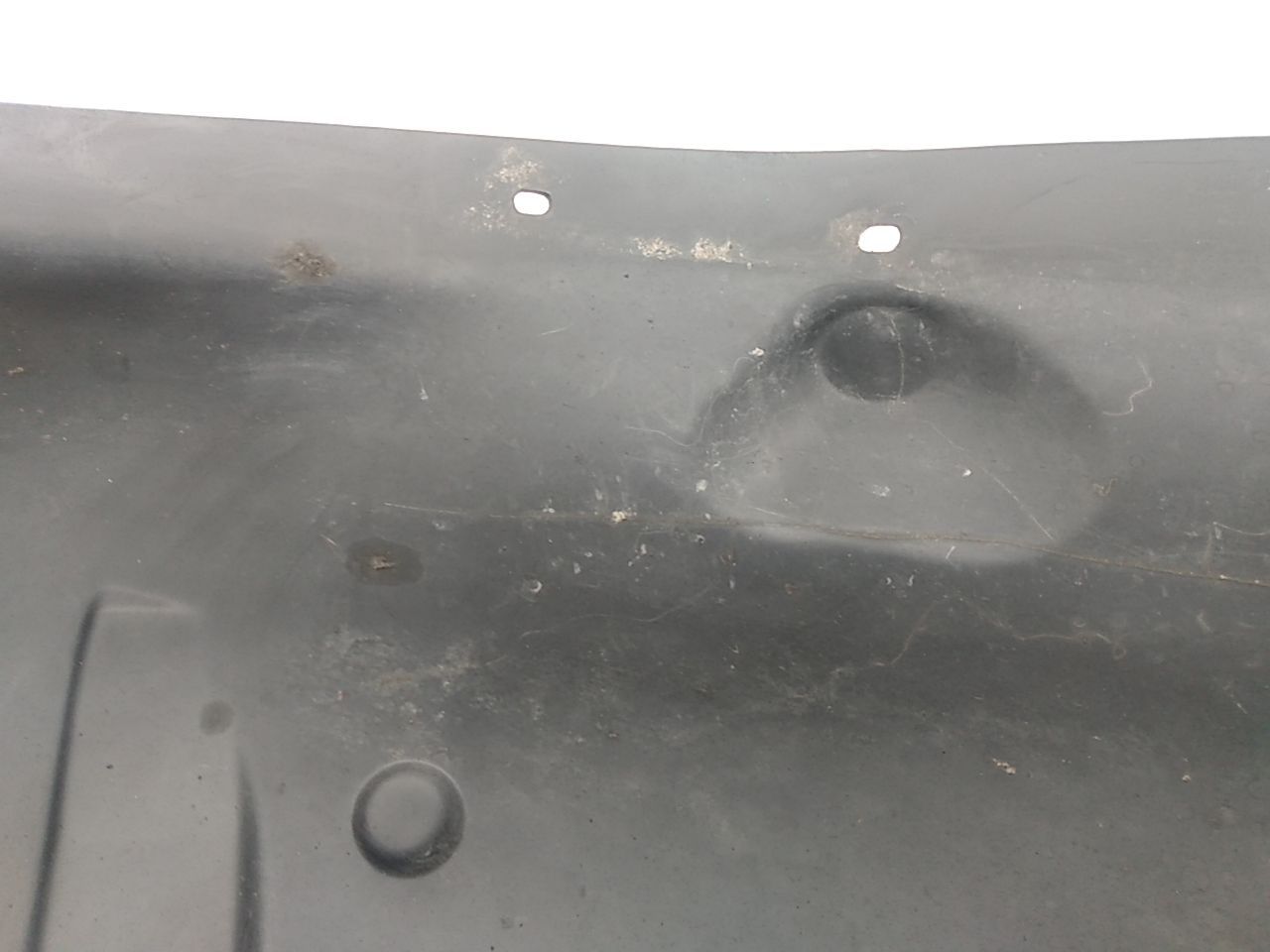 Jeep Liberty Driver Left Front Inner Fender Liner