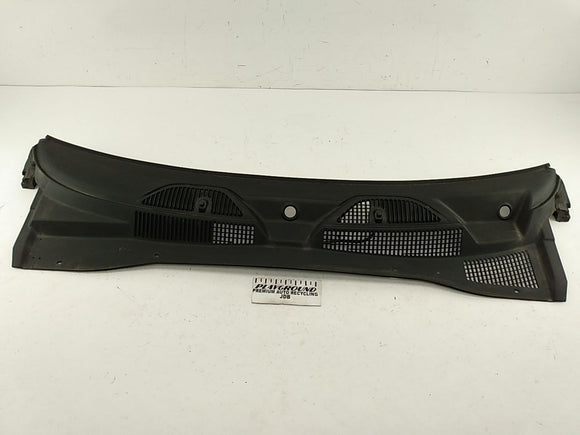 Jeep Liberty Windshield Cowl Vent Panel