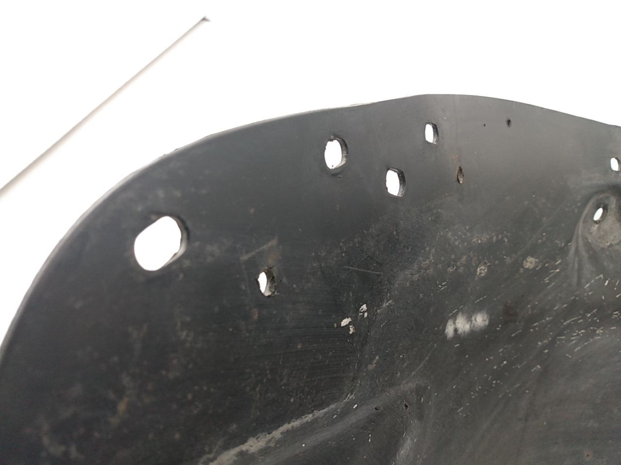 Jeep Liberty Passenger Right Front Inner Fender Liner