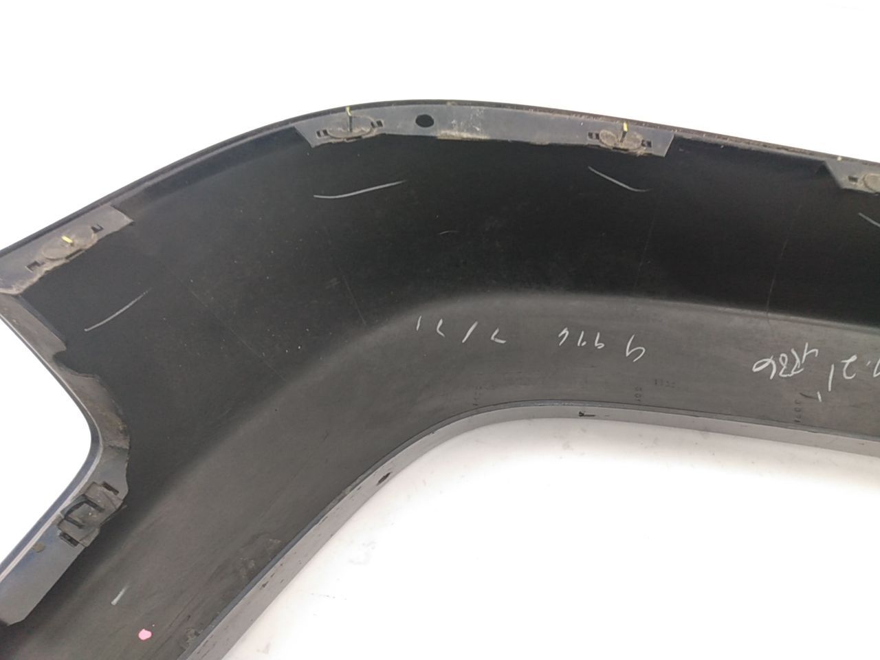 Jeep Liberty Passenger Right Front Fender Flare